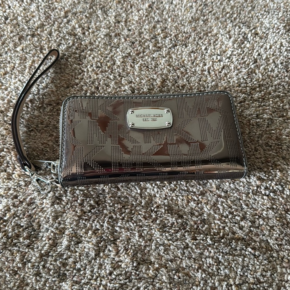 Michael Kors wallet